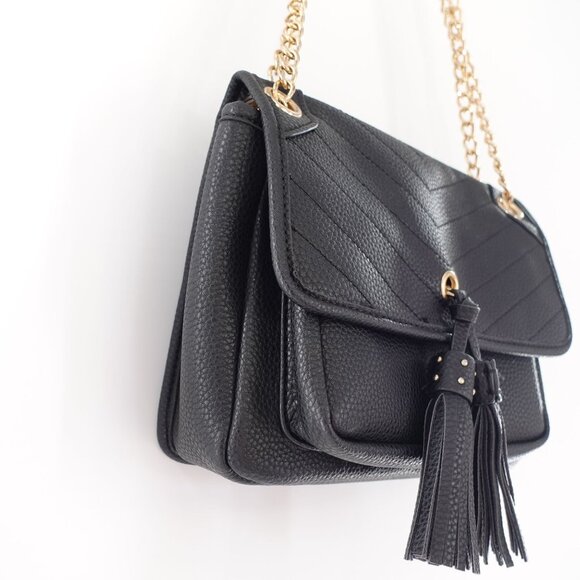 Black Convertible Chain Shoulder Bag Like Dreams - Picture 3 of 8